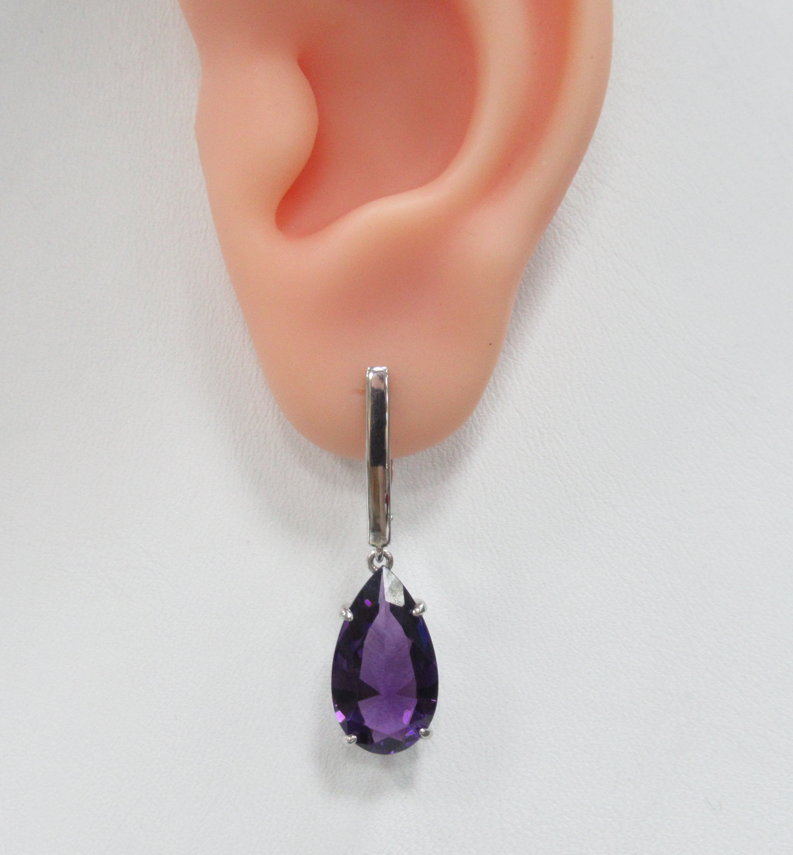 Серебряные серьги с аметистами